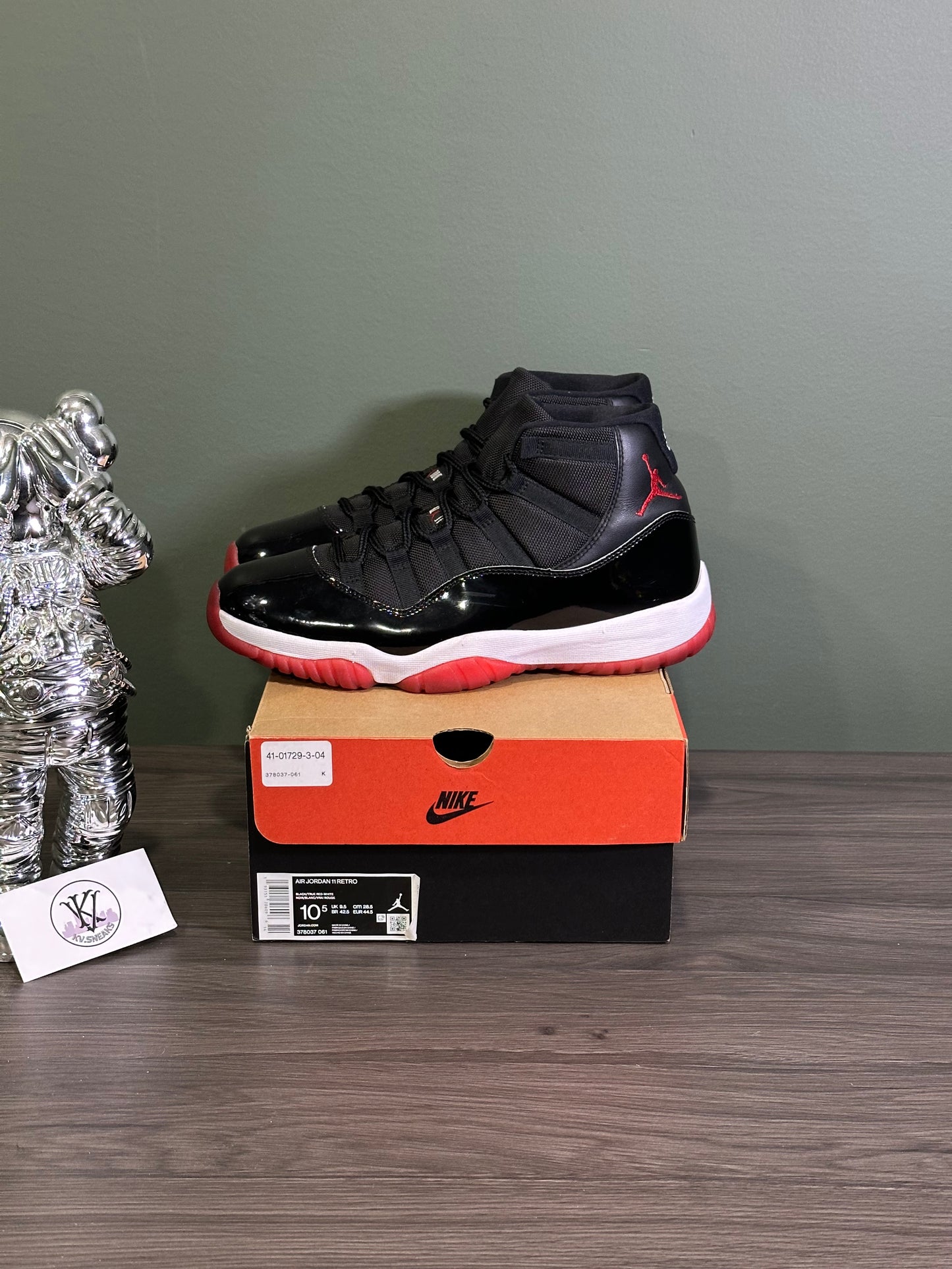 Jordan 11 Playoffs Bred 2019