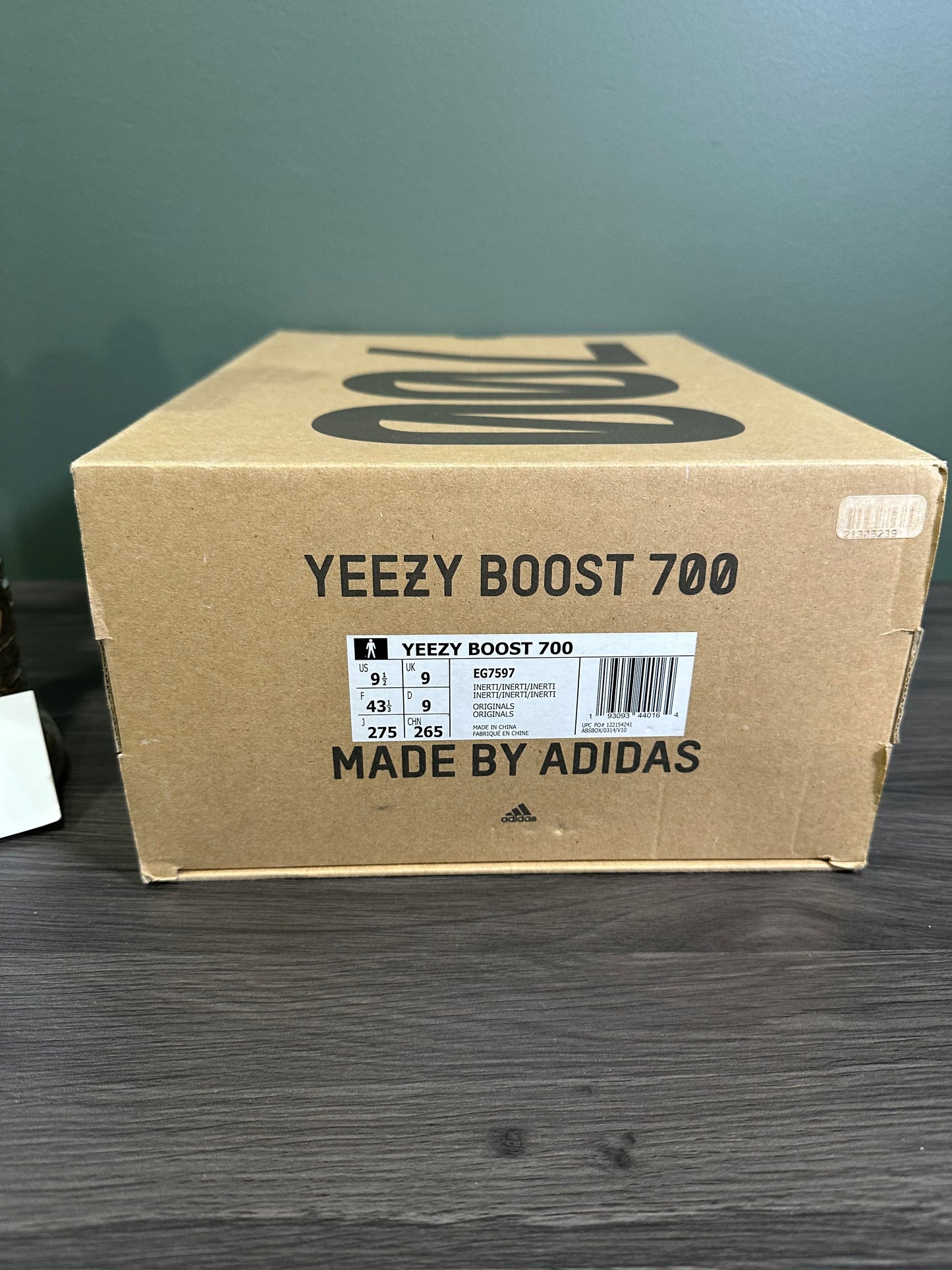 Yeezy 700 Inertia