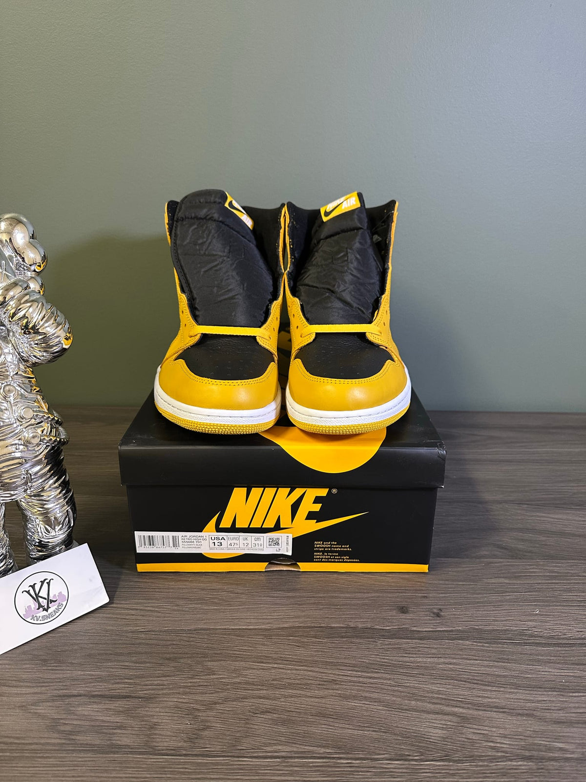 Jordan 1 Retro High Pollen