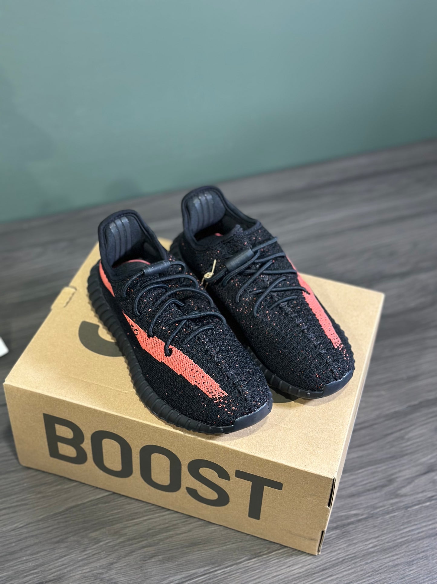 Yeezy 350 Core Black Red (Kids)