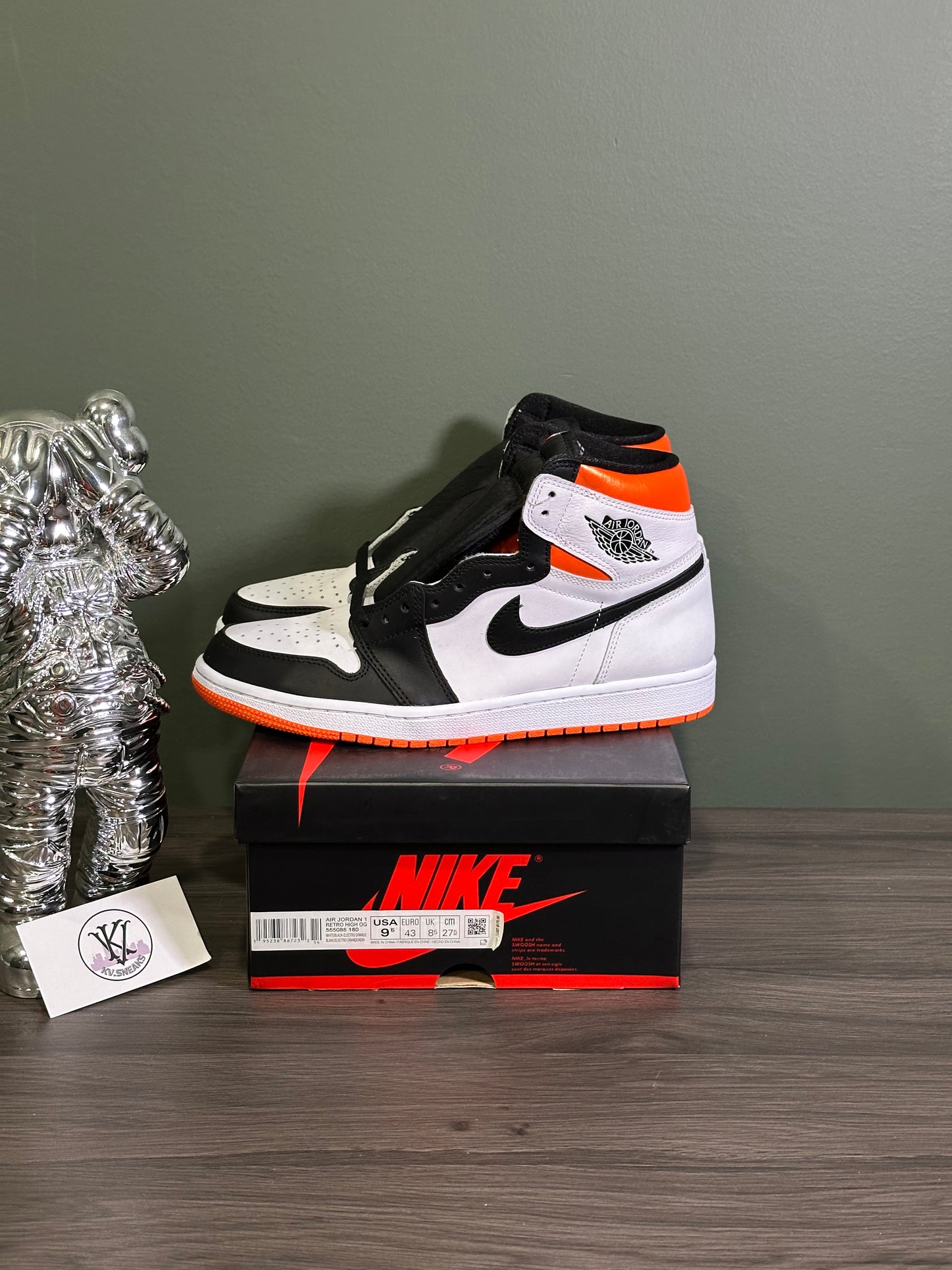 Jordan 1 High Electro Orange