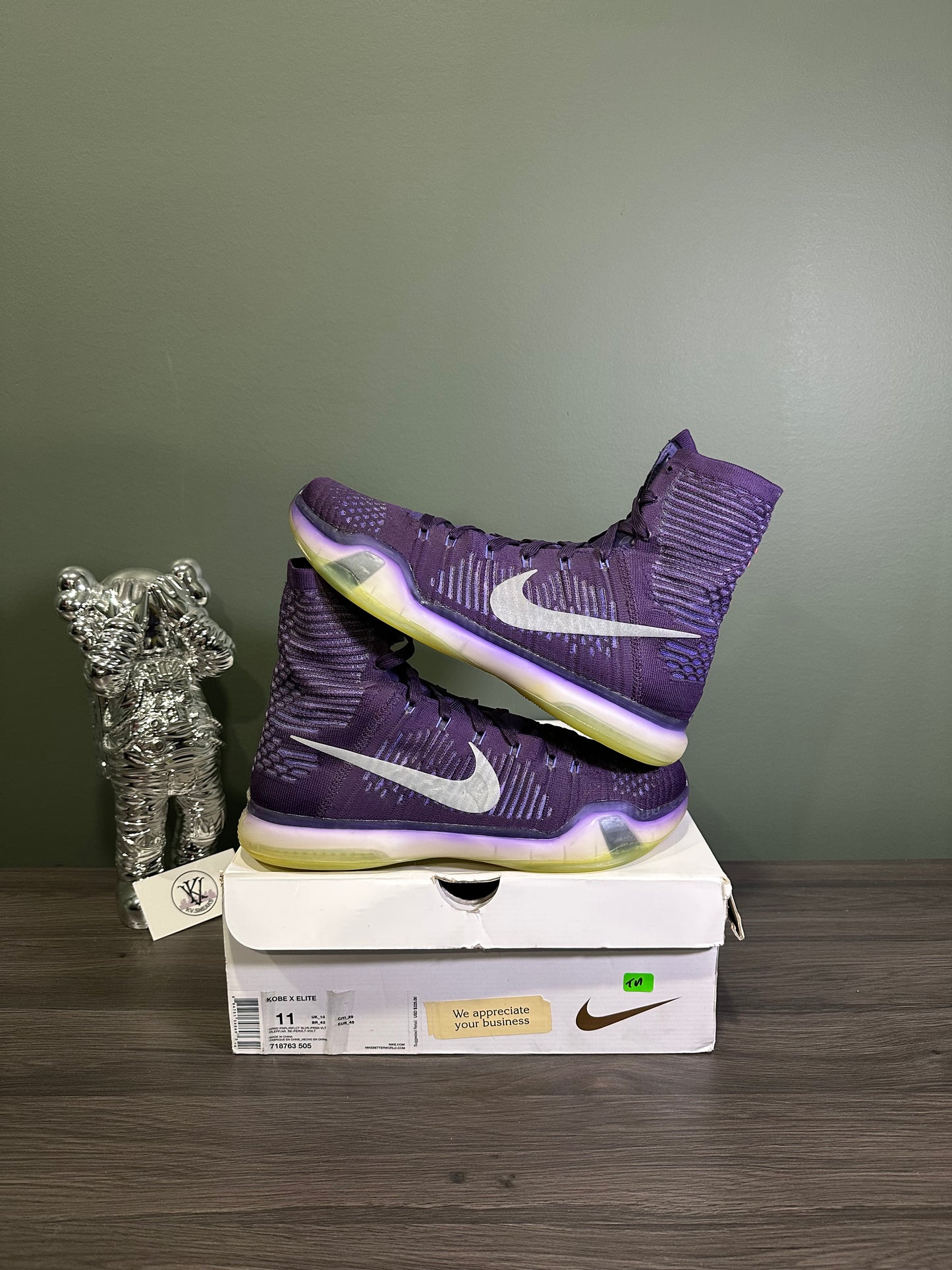 Kobe 10 Elite High Team Pack
