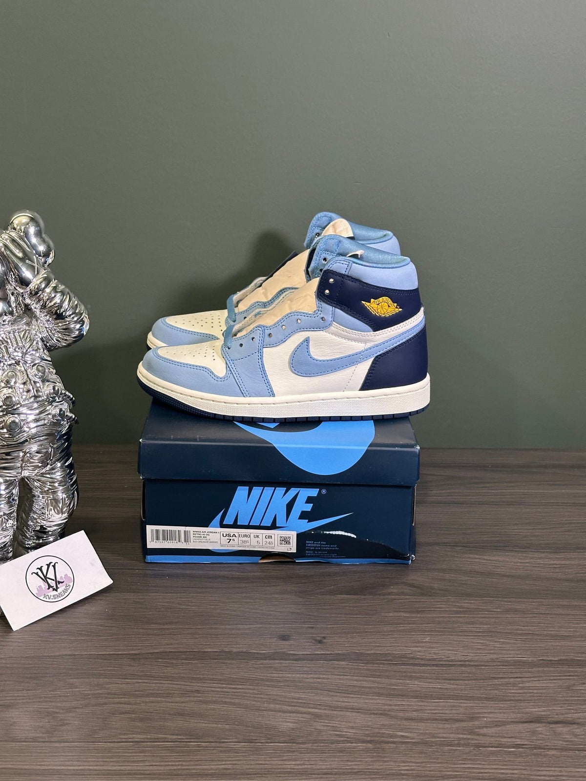 Jordan 1 High OG First in Flight (Women's)