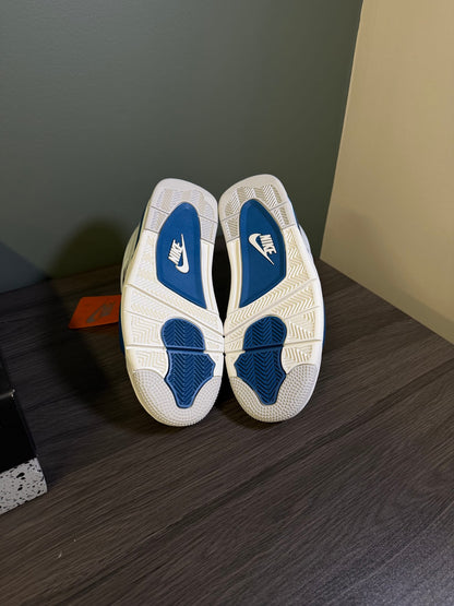 Jordan 4 Retro Military Blue (2024)