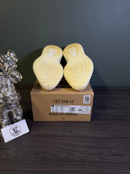 adidas Yeezy Boost 350 V2 Bone