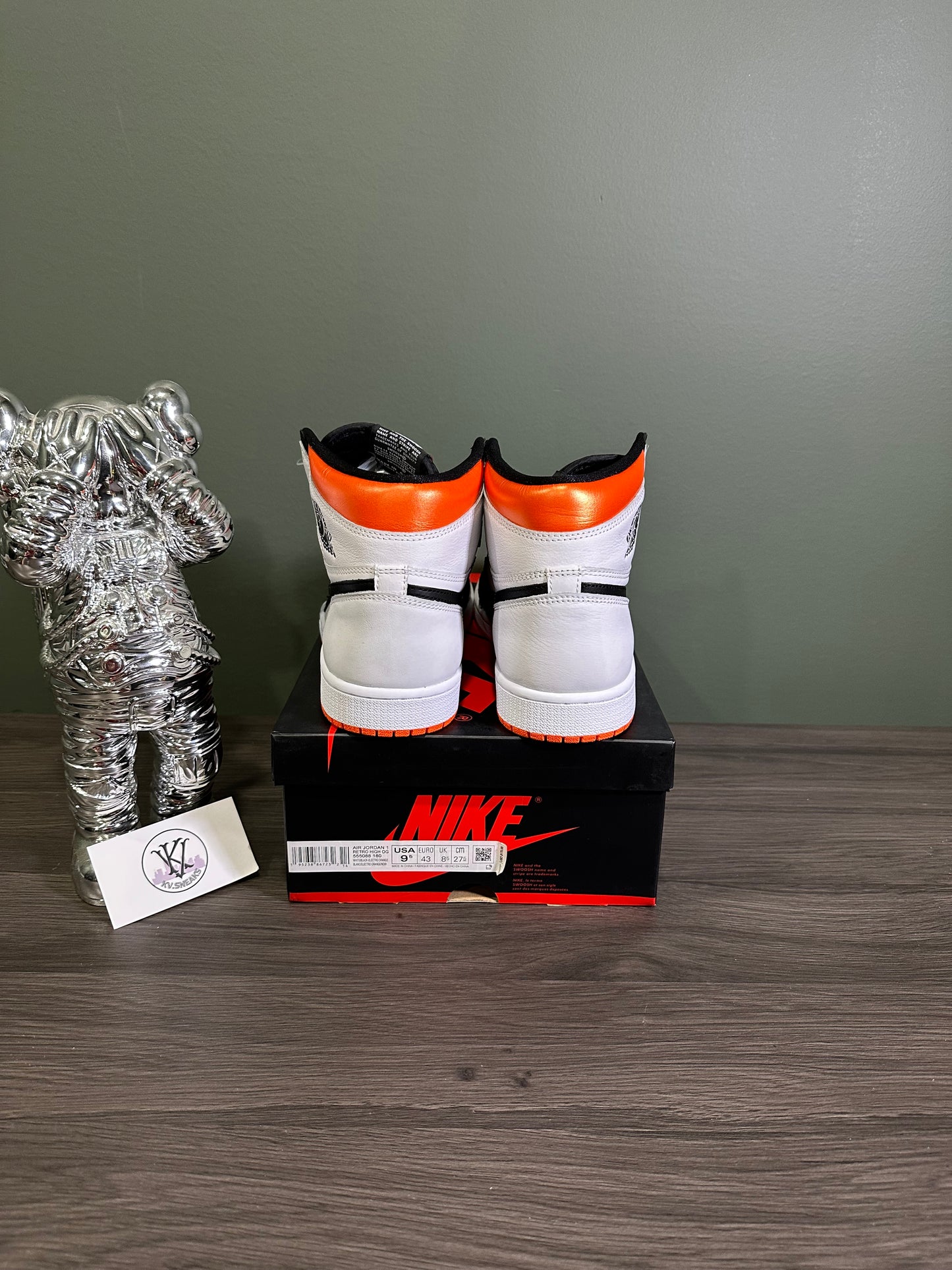 Jordan 1 High Electro Orange