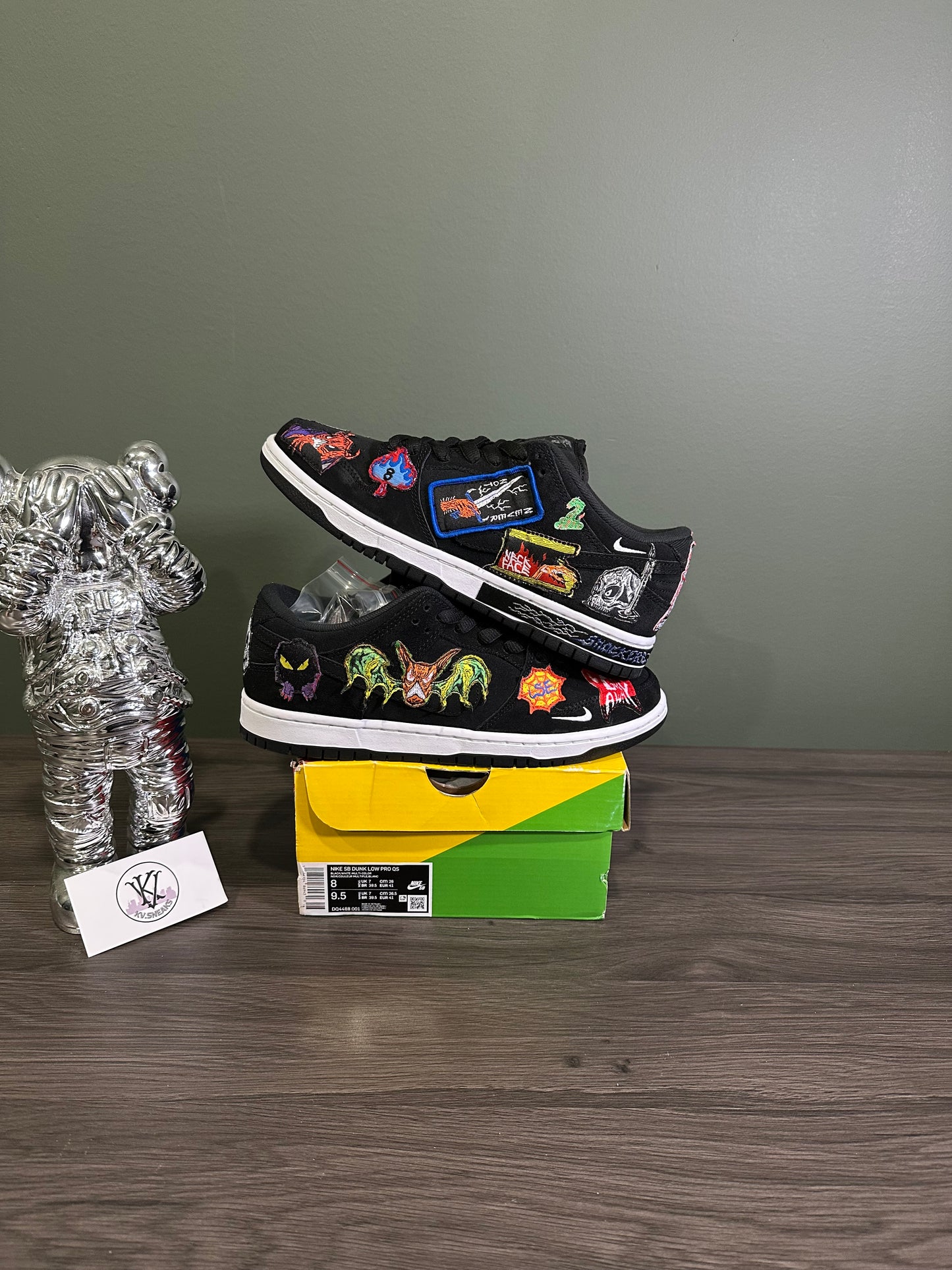 Dunk Low SB Neckface