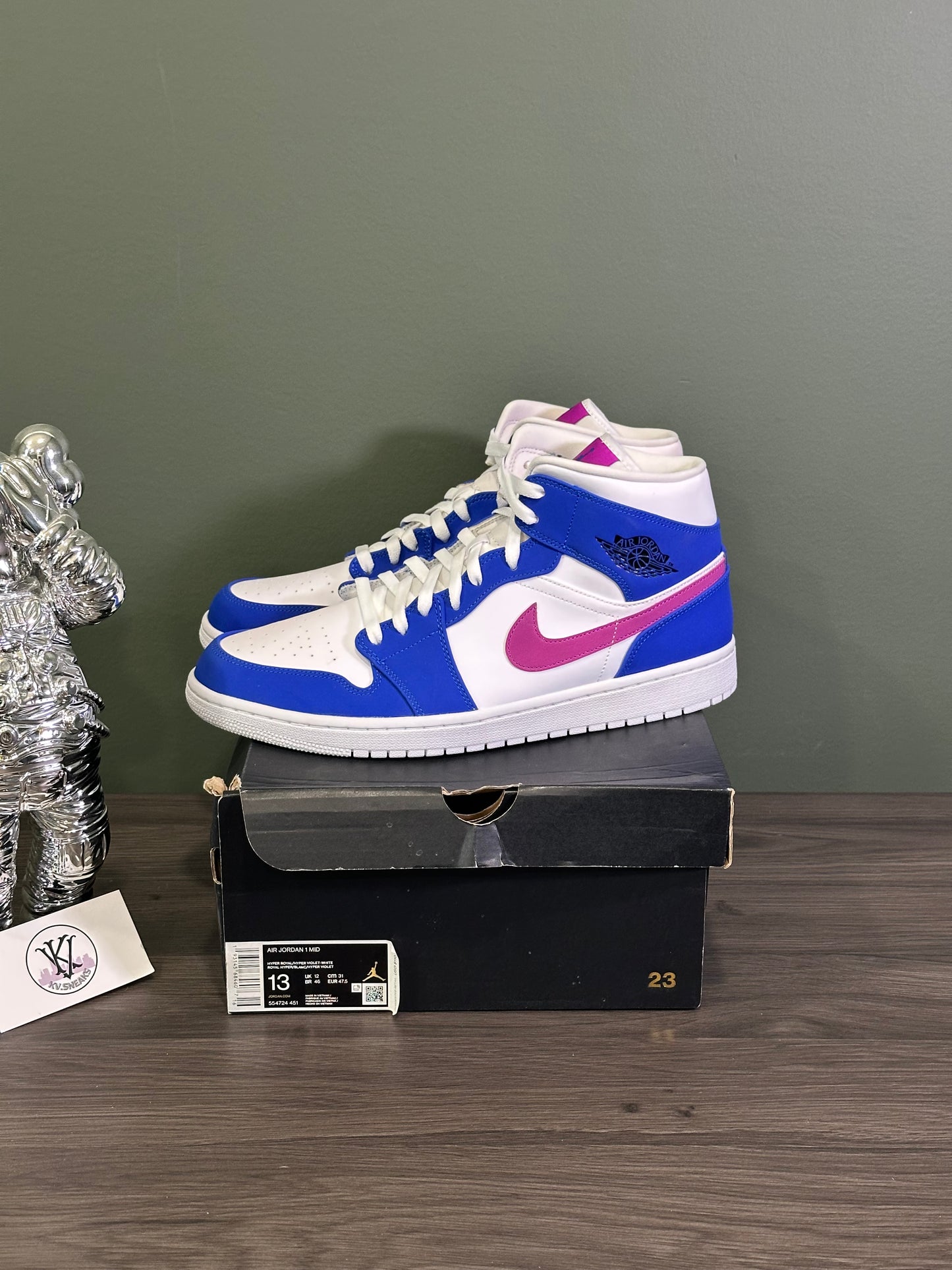 Jordan 1 Mid Hyper Royal Hyper Violet