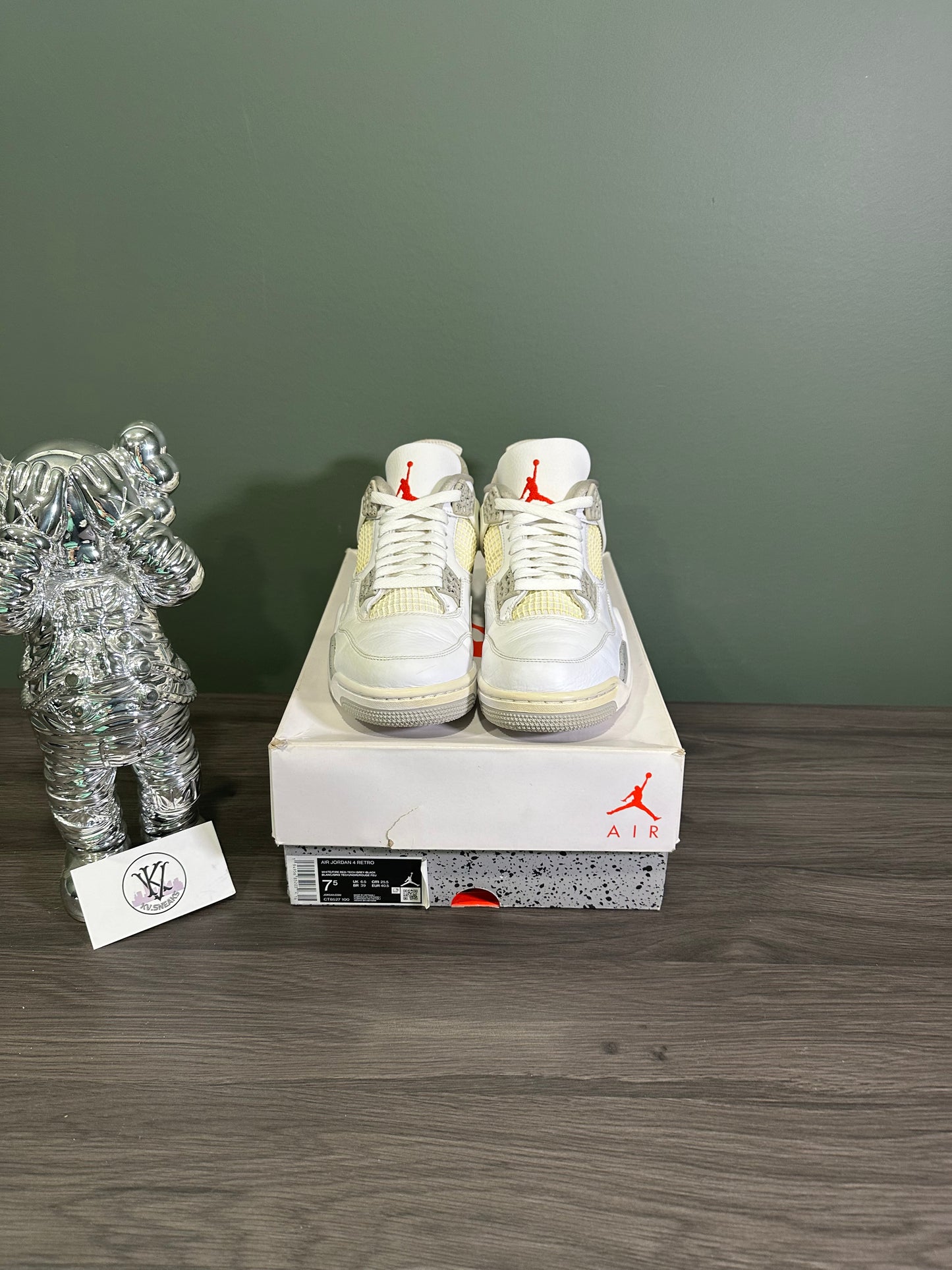 Jordan 4 White Oreo