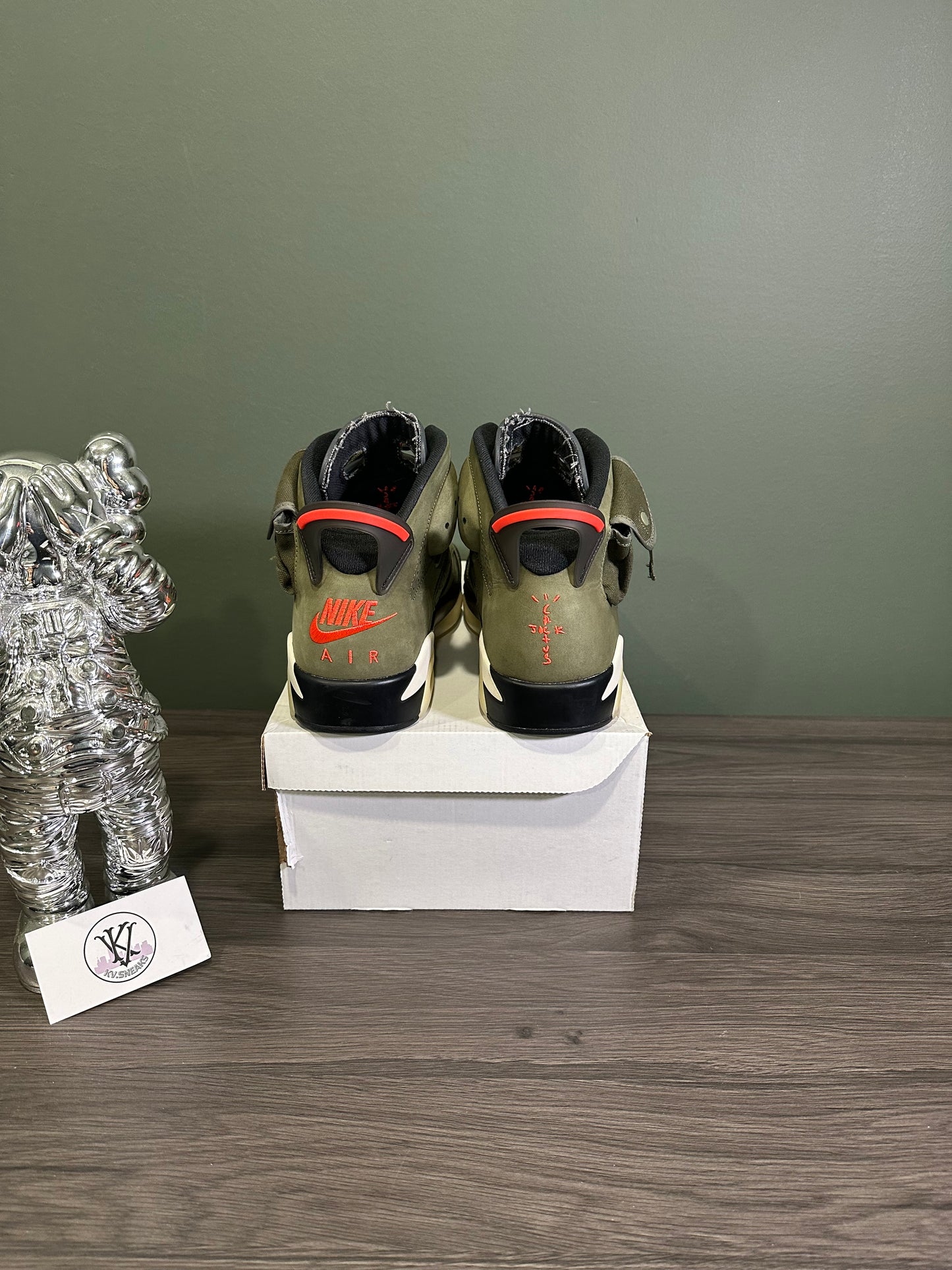 Jordan 6 Travis Scott Olive