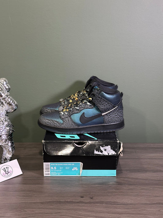 Dunk High SB Black Sheep Hornet