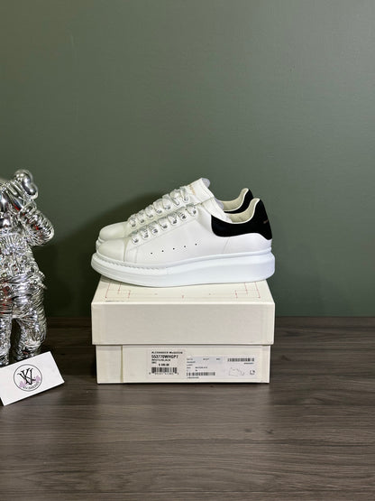 Alexander McQueen Oversized White Black (W)
