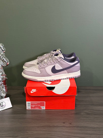Dunk Low SE Light Violet Ore