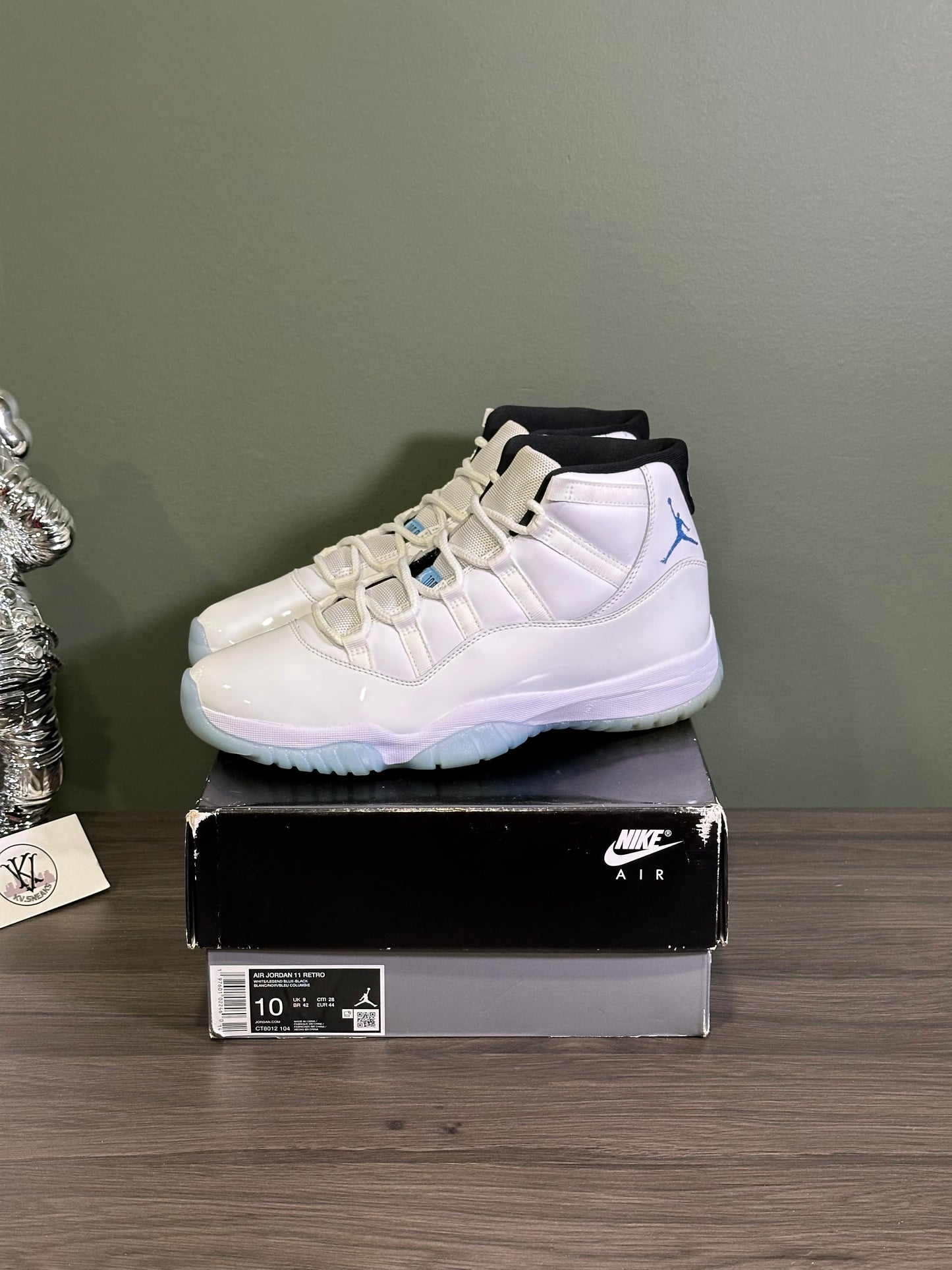 Jordan 11 Legend Blue 2024