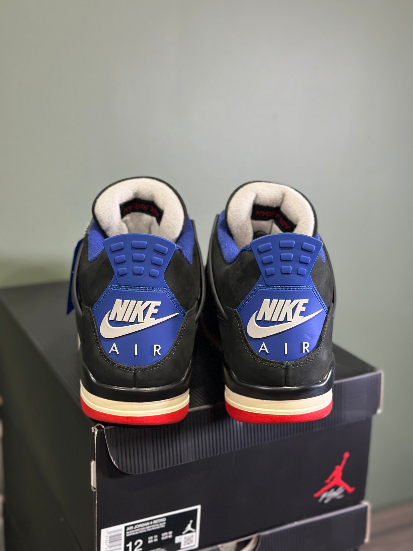 Jordan 4 Rare Air White Lettering