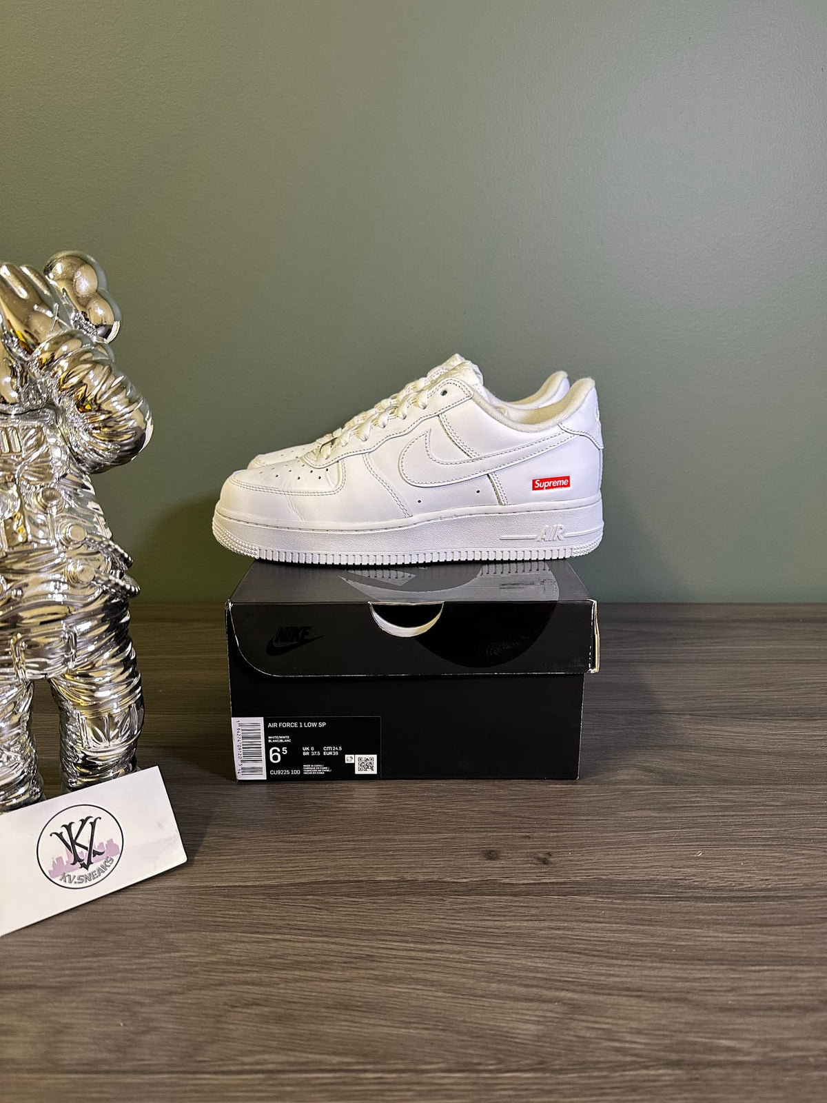 Nike Air Force 1 Low Supreme White
