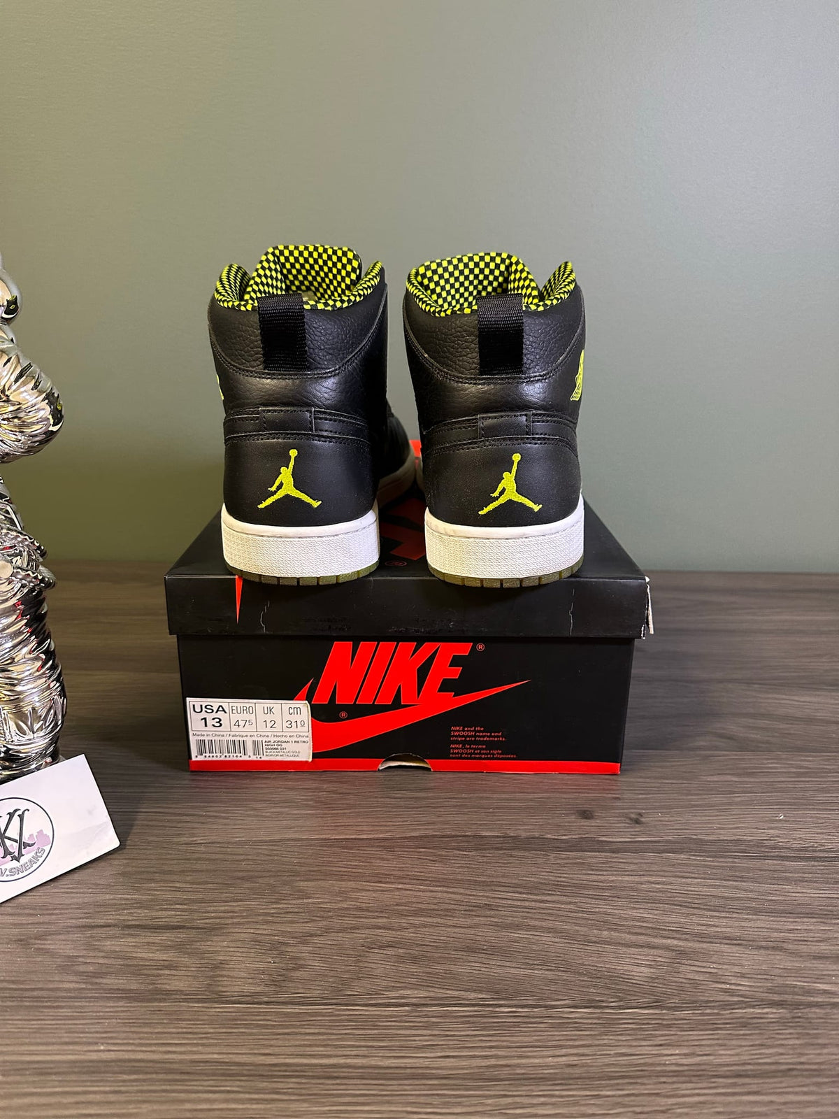 Jordan 1 Retro '94 Black Venom Gree