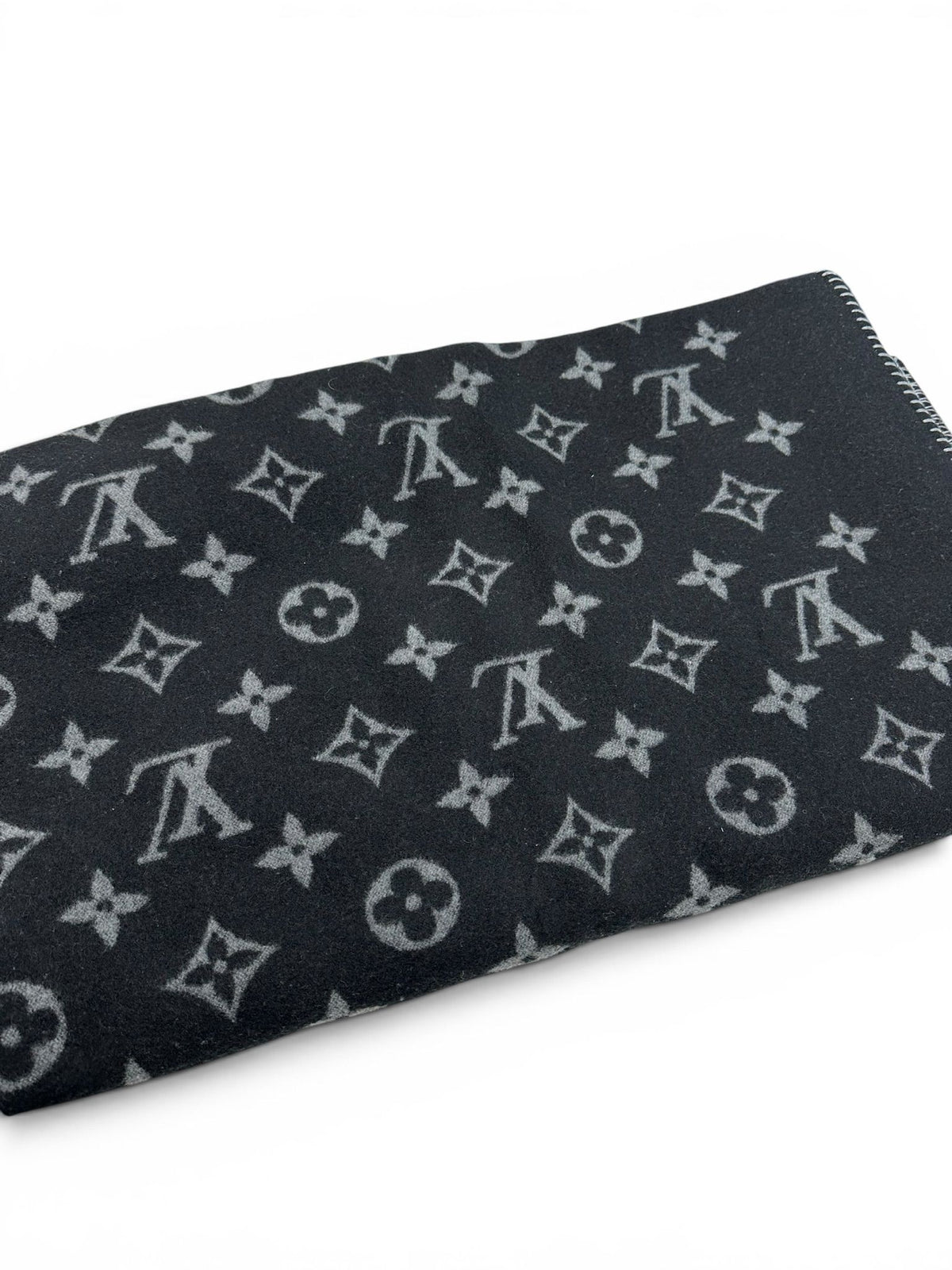 LOUIS VUITTON ECLIPSE THROW BLANKET