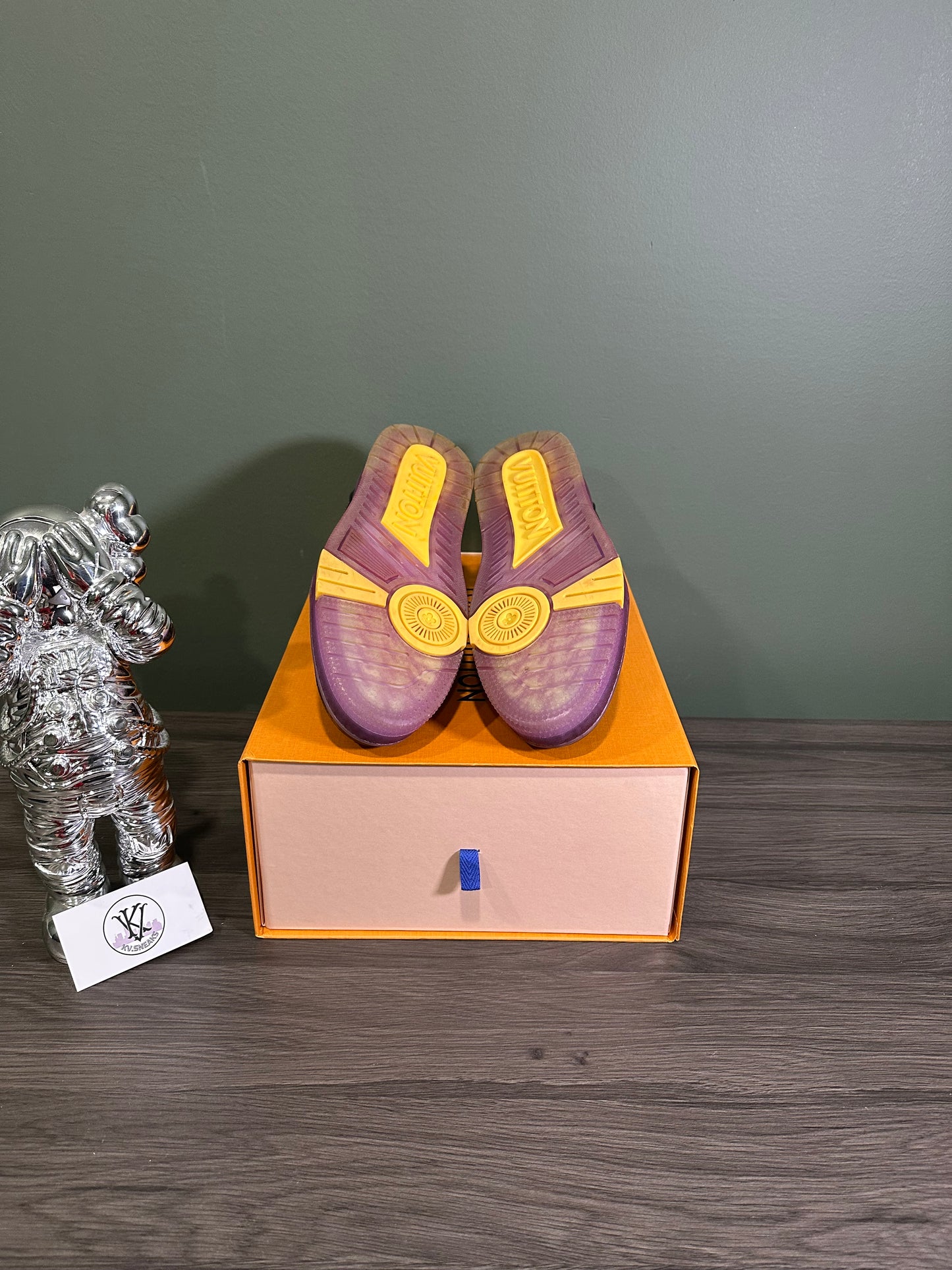 Louis Vuitton Trainer Purple Monogram
