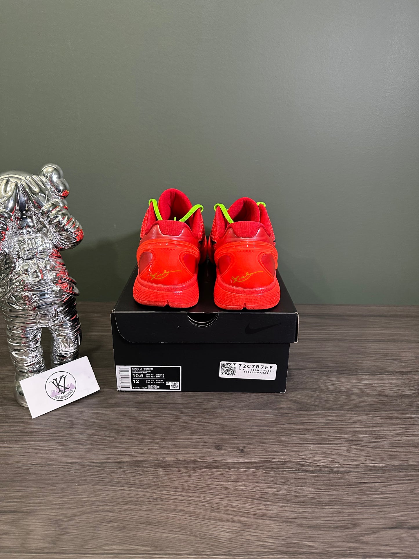 Kobe 6 Protro Reverse Grinch