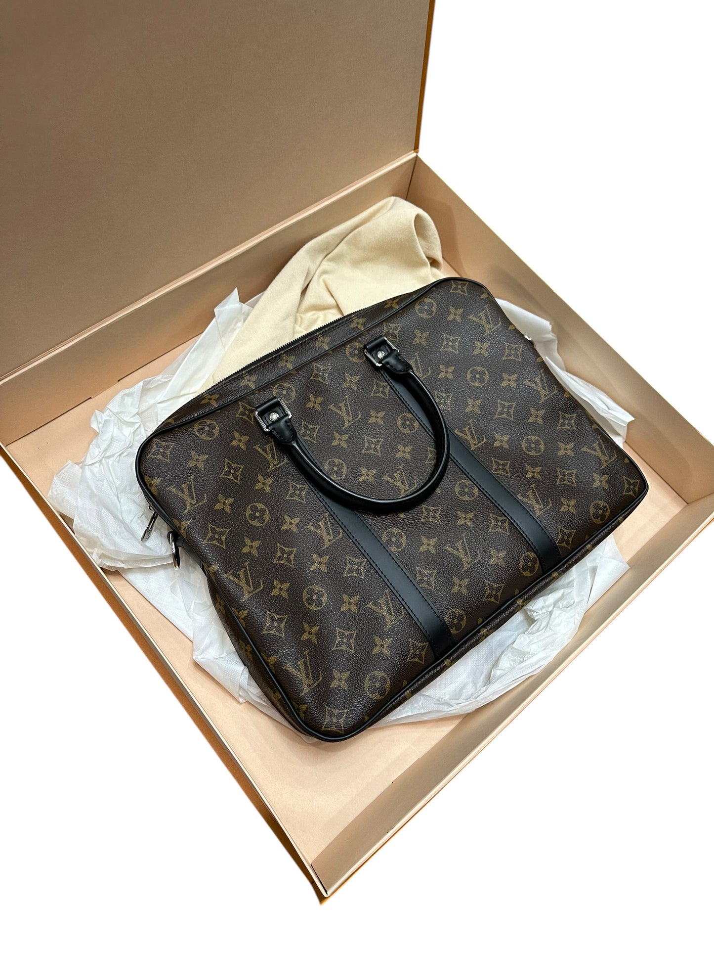 LOUIS VUITTON MONOGRAM DOCUMENTS VOYAGE BRIEFCASE