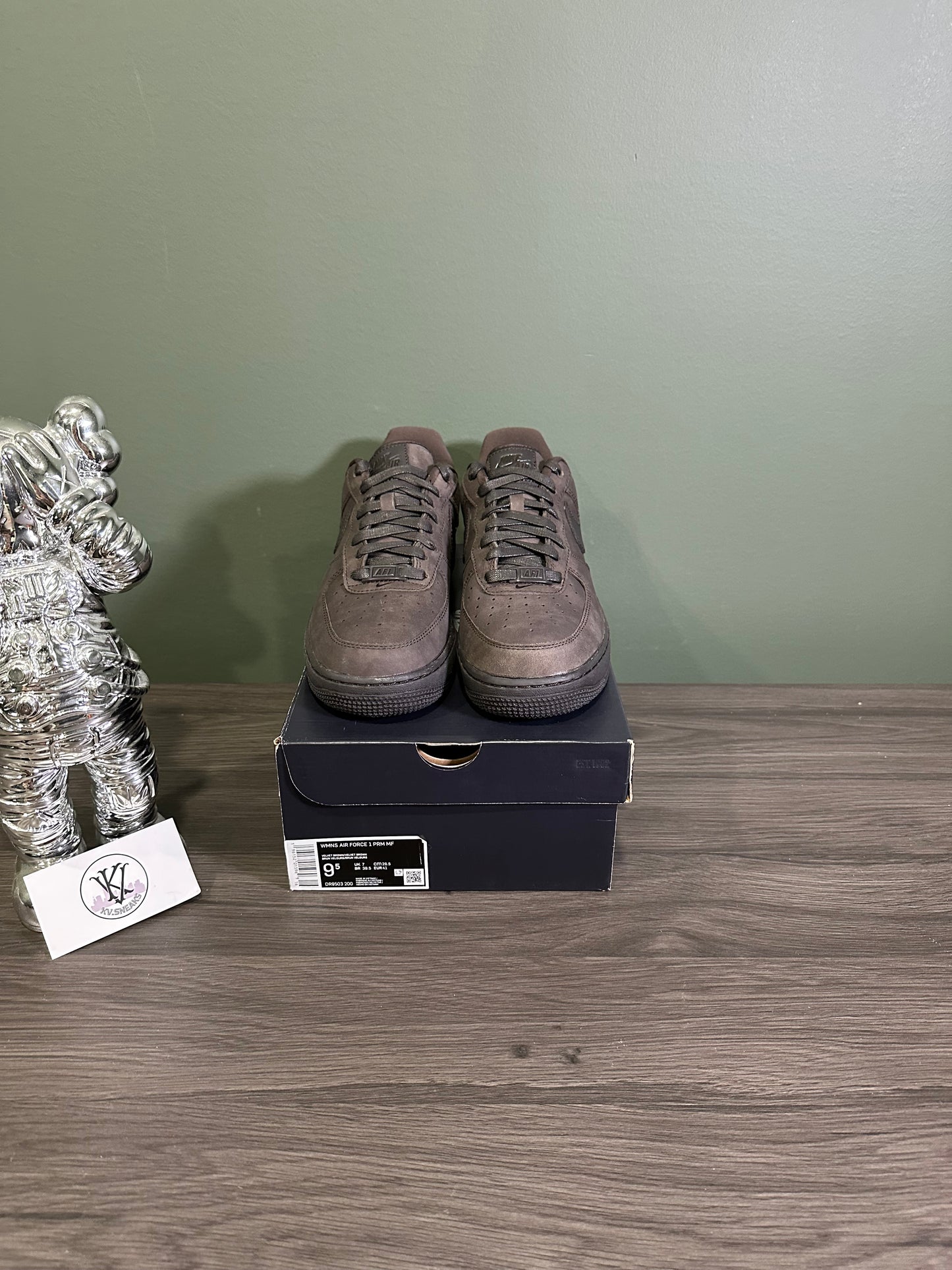 Air Force 1 PRM Velvet Brown