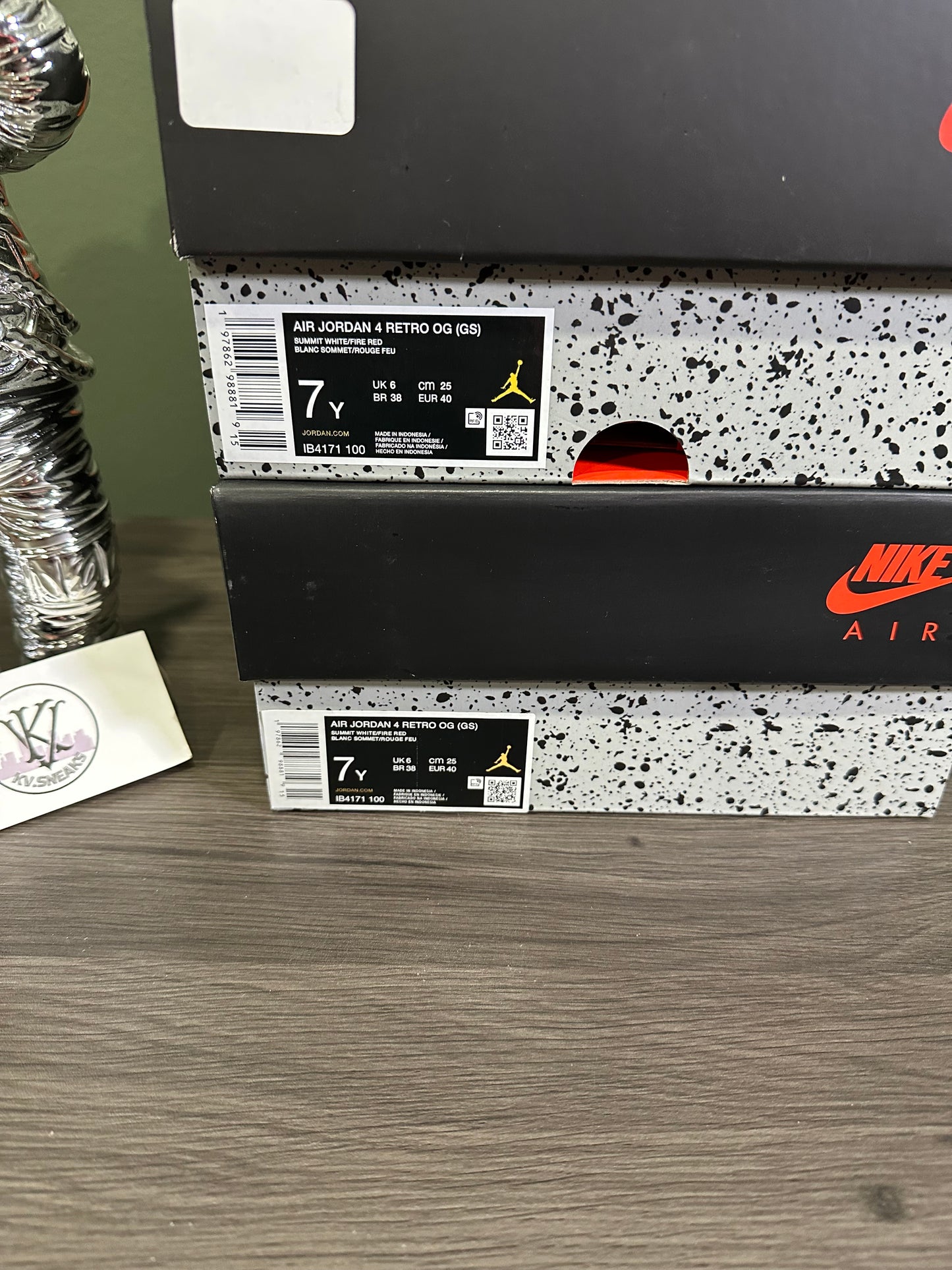Jordan 4 White Cement 2025 (GS)