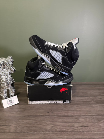 Jordan 5 Black Metallic Reimagined