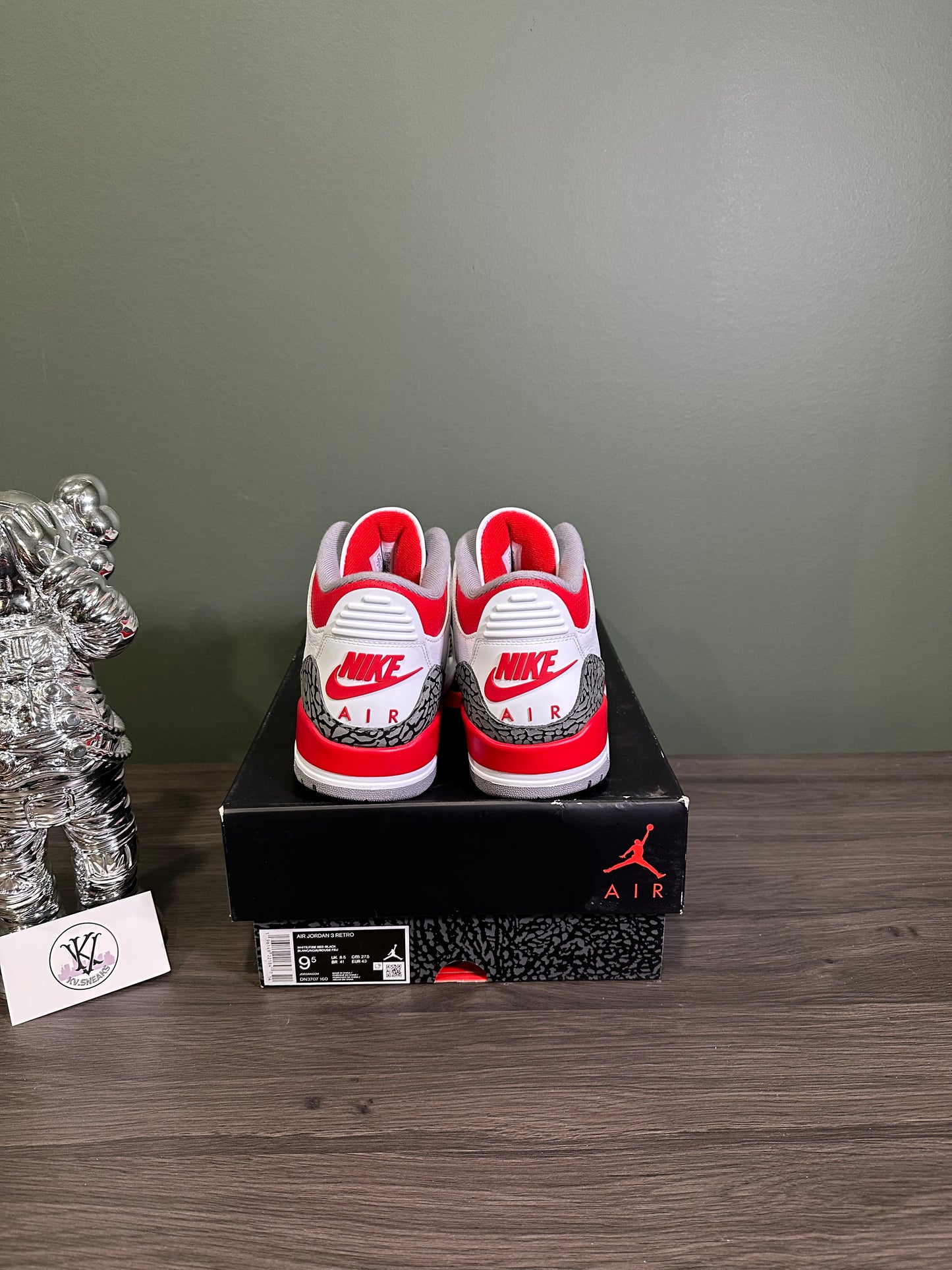 Jordan 3 Fire Red 2022