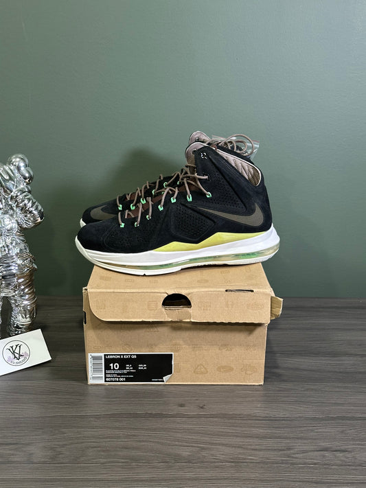 LeBron EXT Black Suede