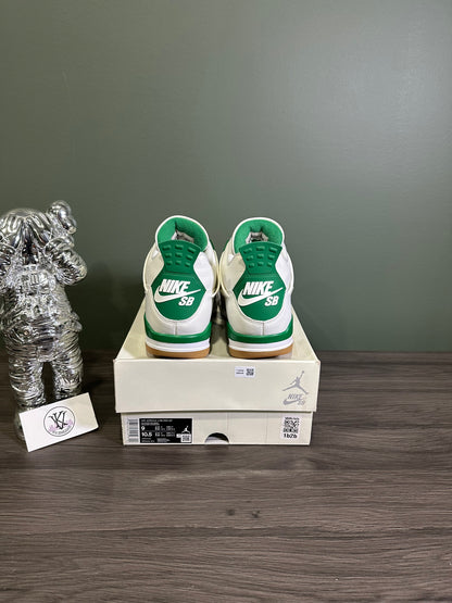 Jordan 4 SB Pine Green