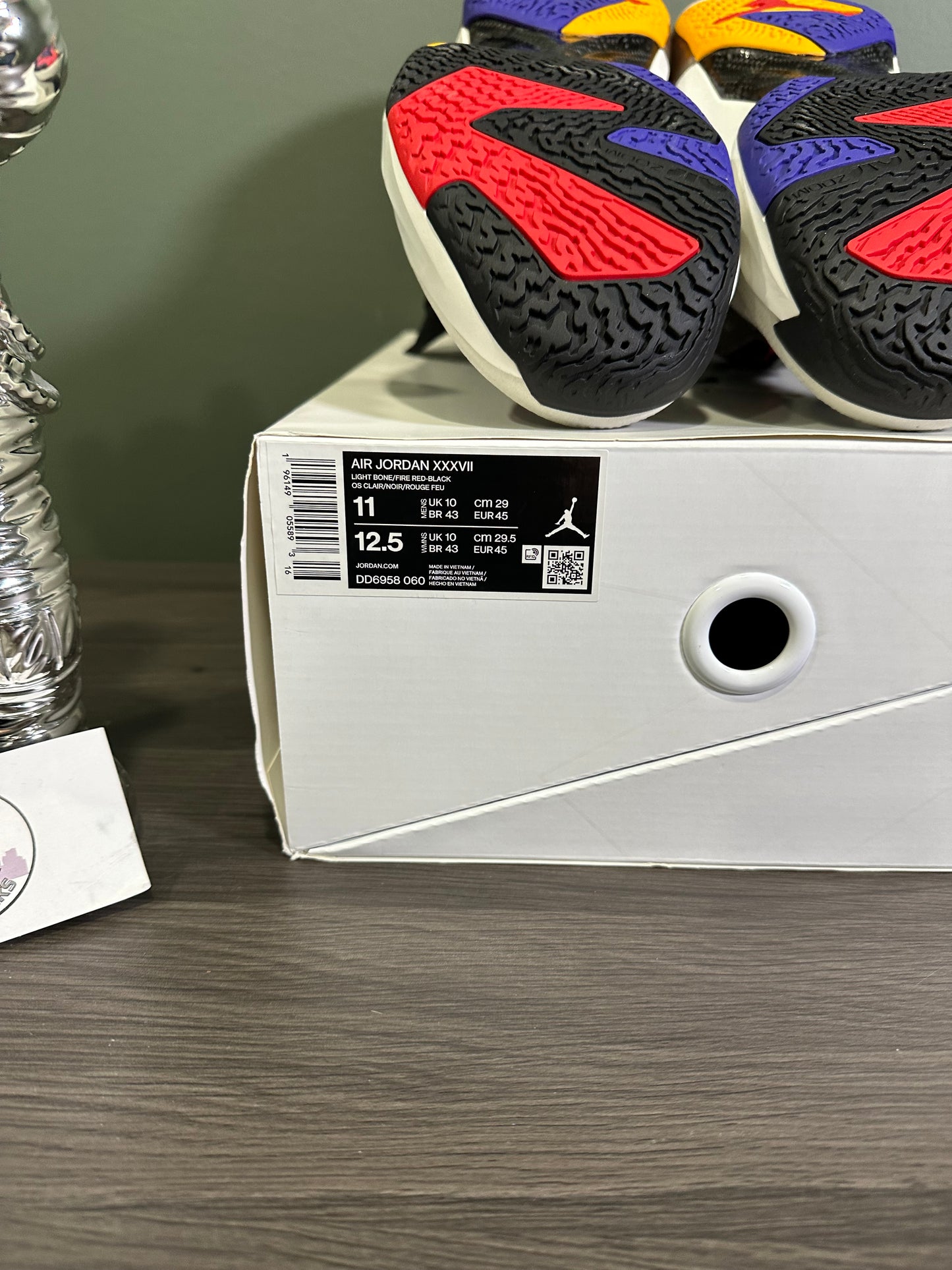 Jordan 37 Light Bone Dark Concord