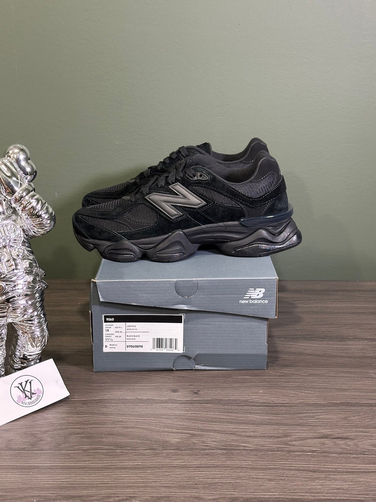 New Balance 9060 Triple Black