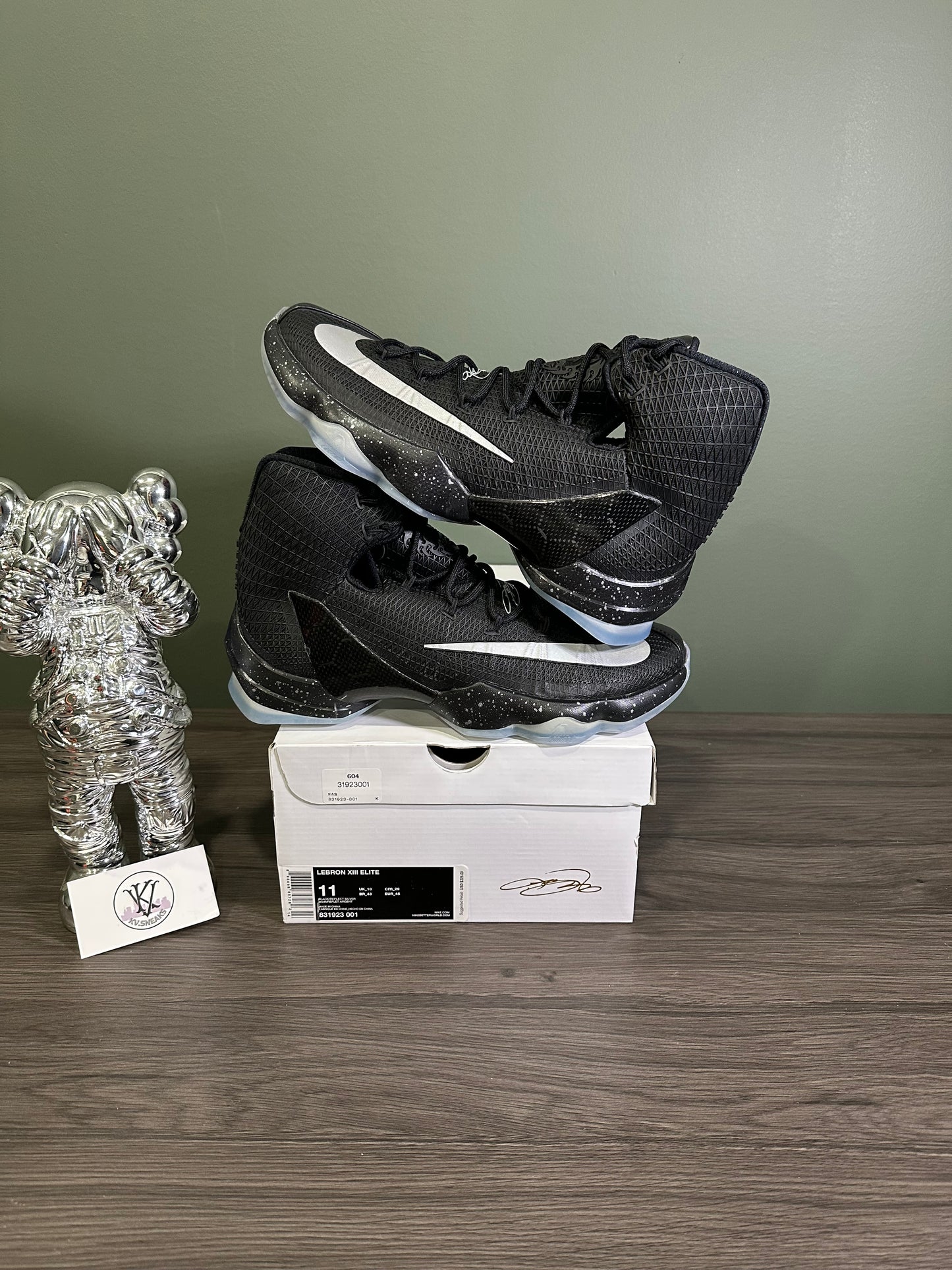 LeBron 13 Elite Black