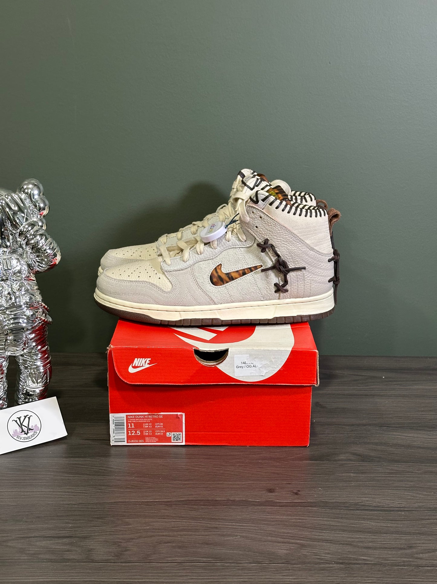 Dunk High Bodega Friends and Family