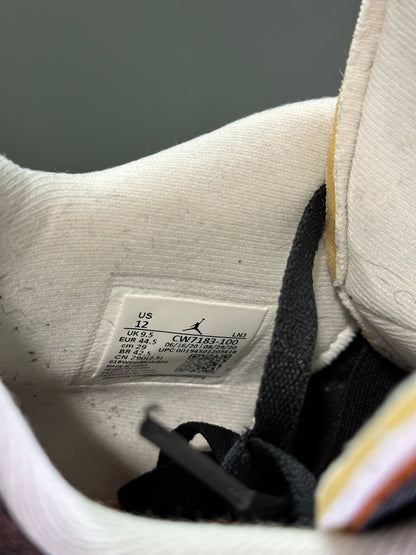 Jordan 4 Starfish