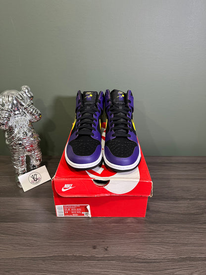 Dunk High EMB Lakers