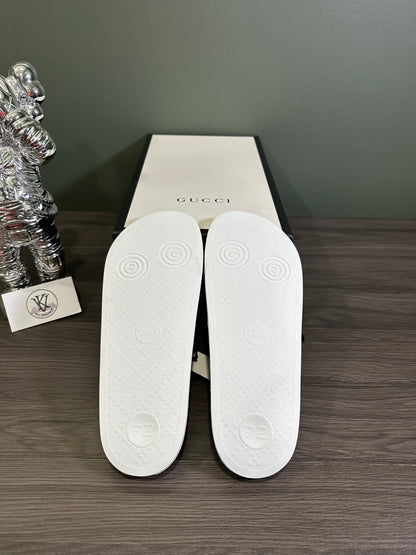 Gucci Pursuit Slide White