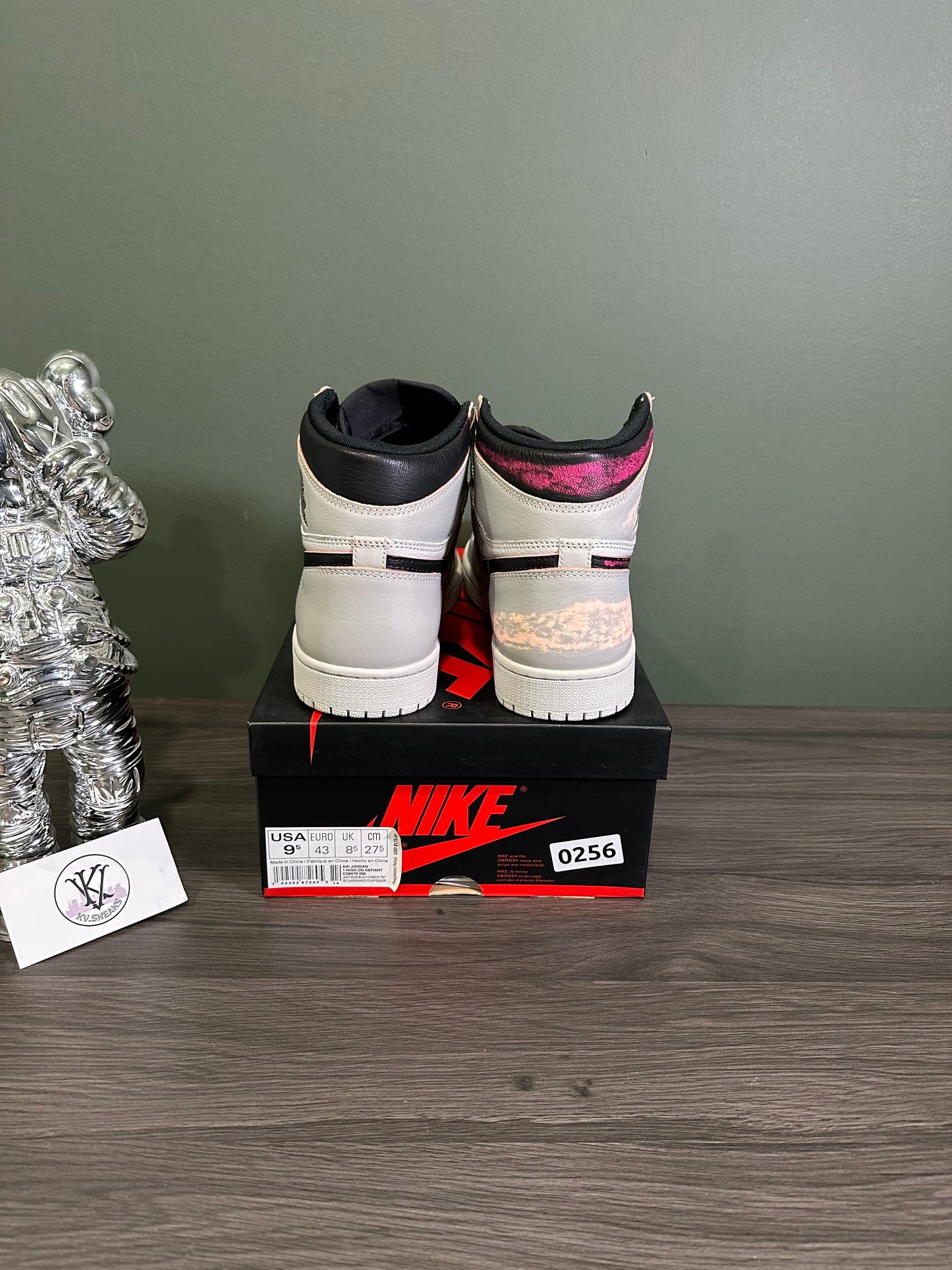 Jordan 1 High SB NYC To Paris