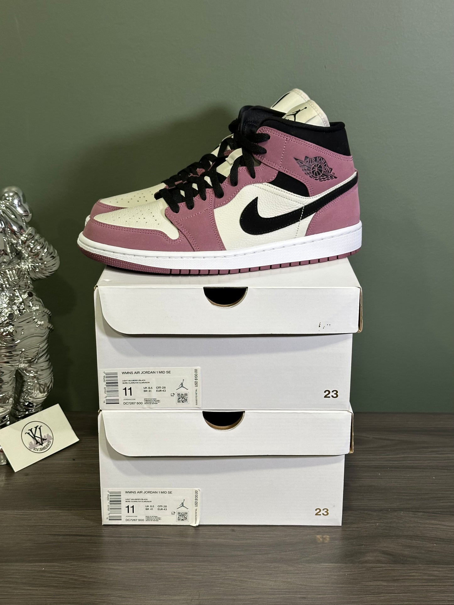Jordan 1 Mid SE Light Mulberry