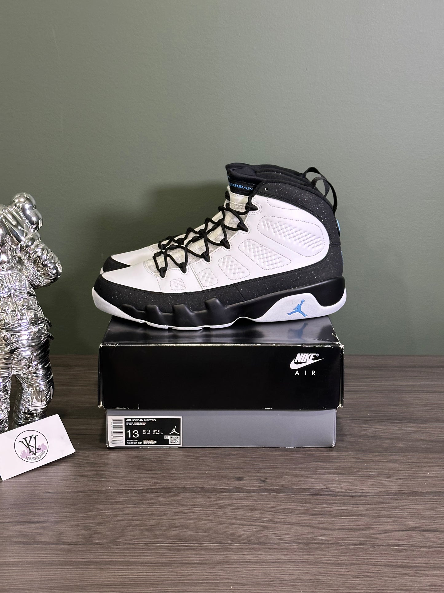 Jordan 9 University Blue