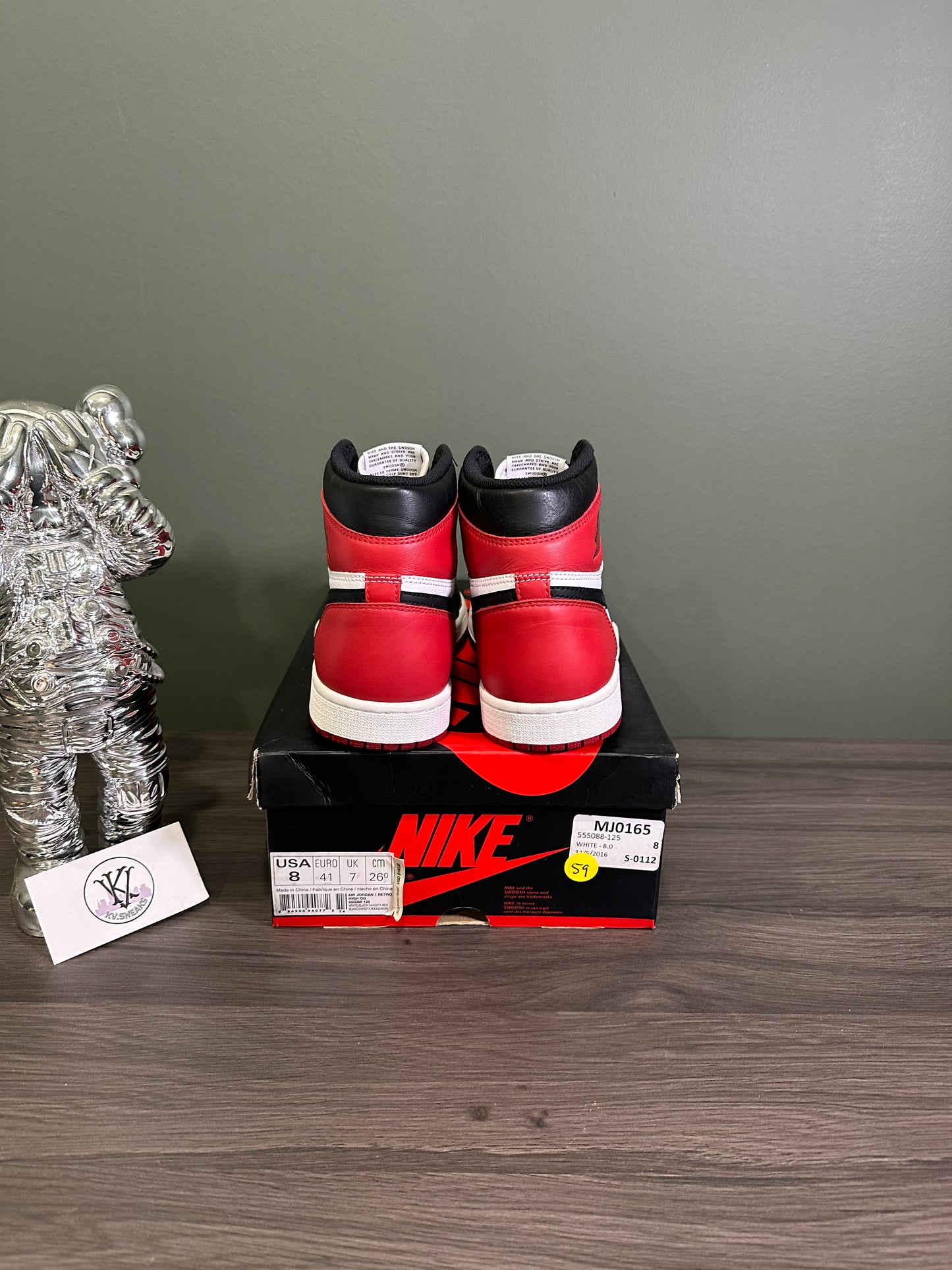 Jordan 1 High Black Toe 2016