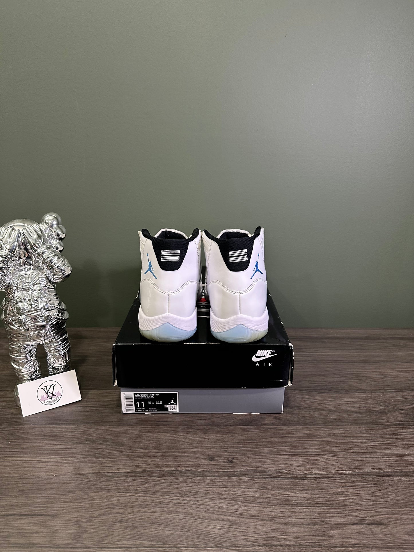 Jordan 11 Legend Blue 2024