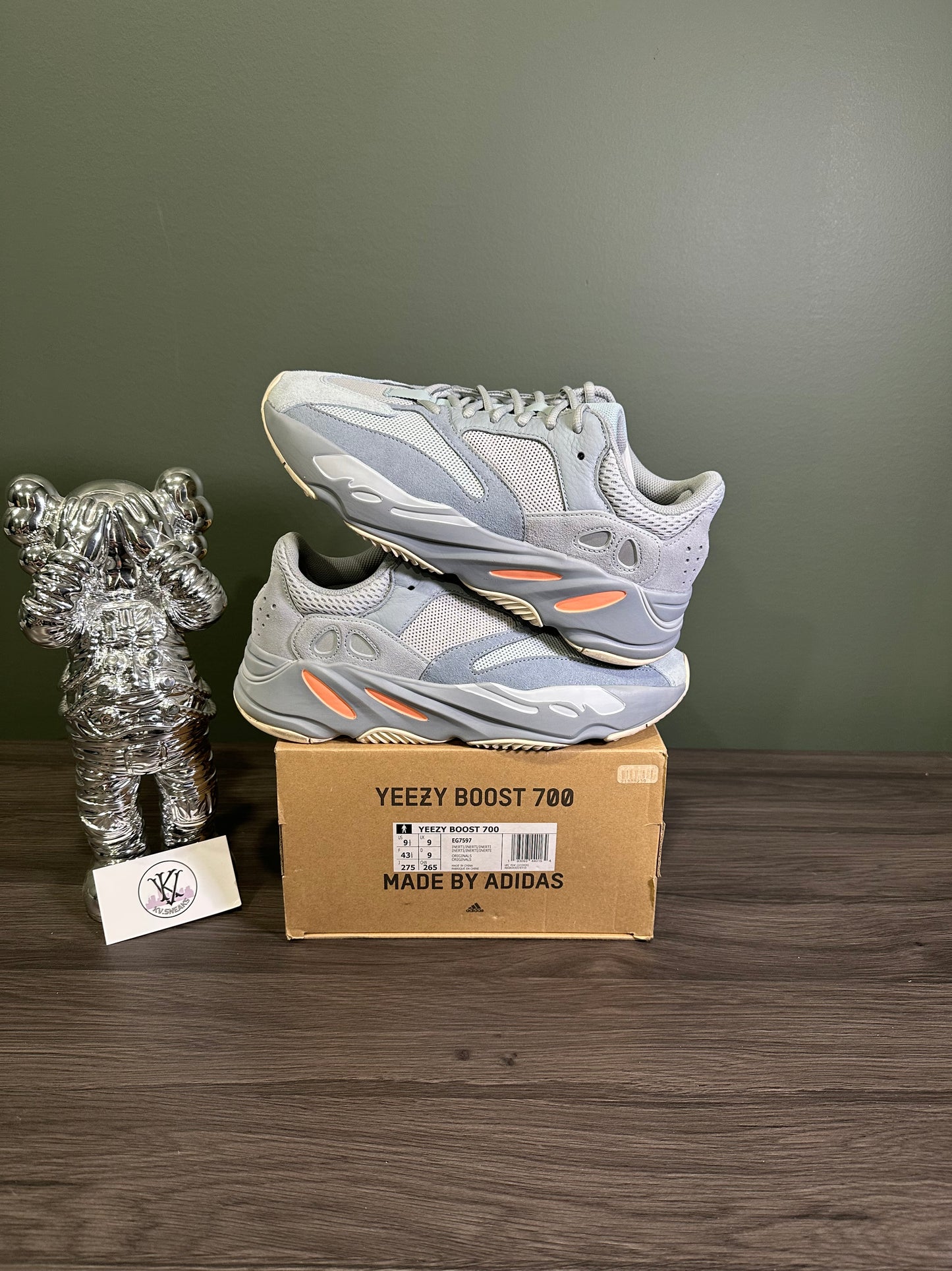Yeezy 700 Inertia