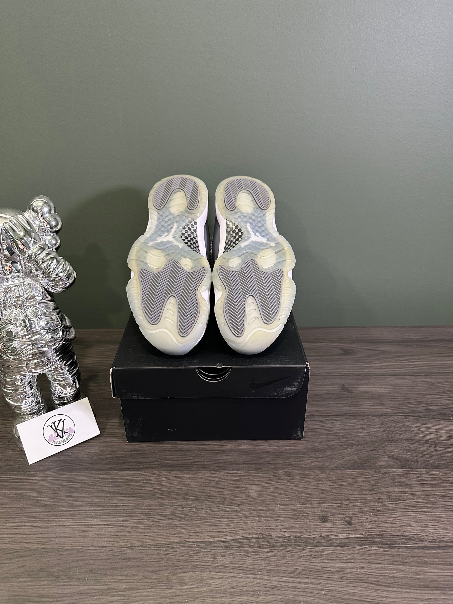 Jordan 11 Cool Grey