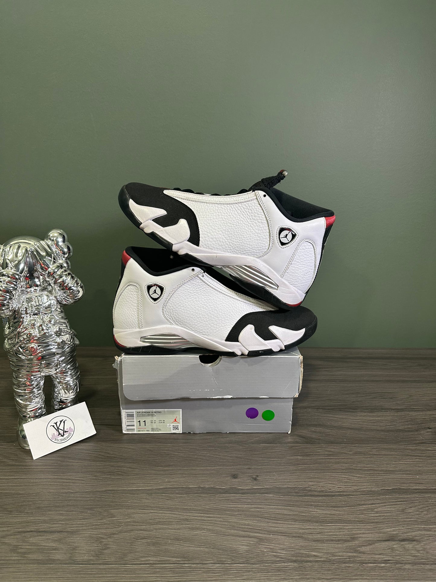 Jordan 14 Black Toe 2024