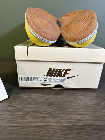 Jordan 1 Retro Low OG SP Travis Scott Canary (Women's)