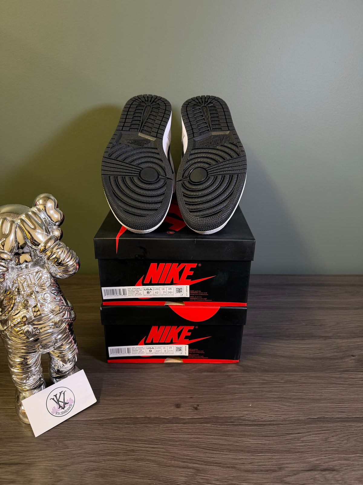 Jordan 1 Retro High Light Smoke Grey