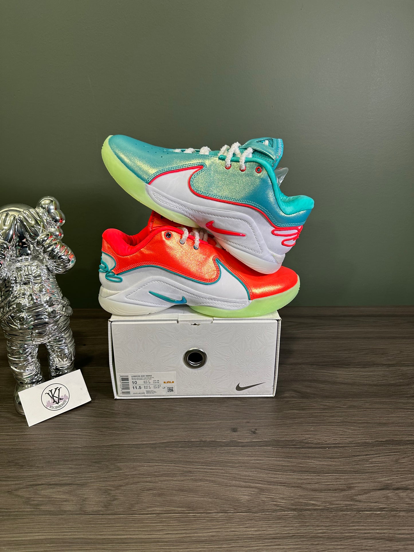 LeBron 22 Christmas