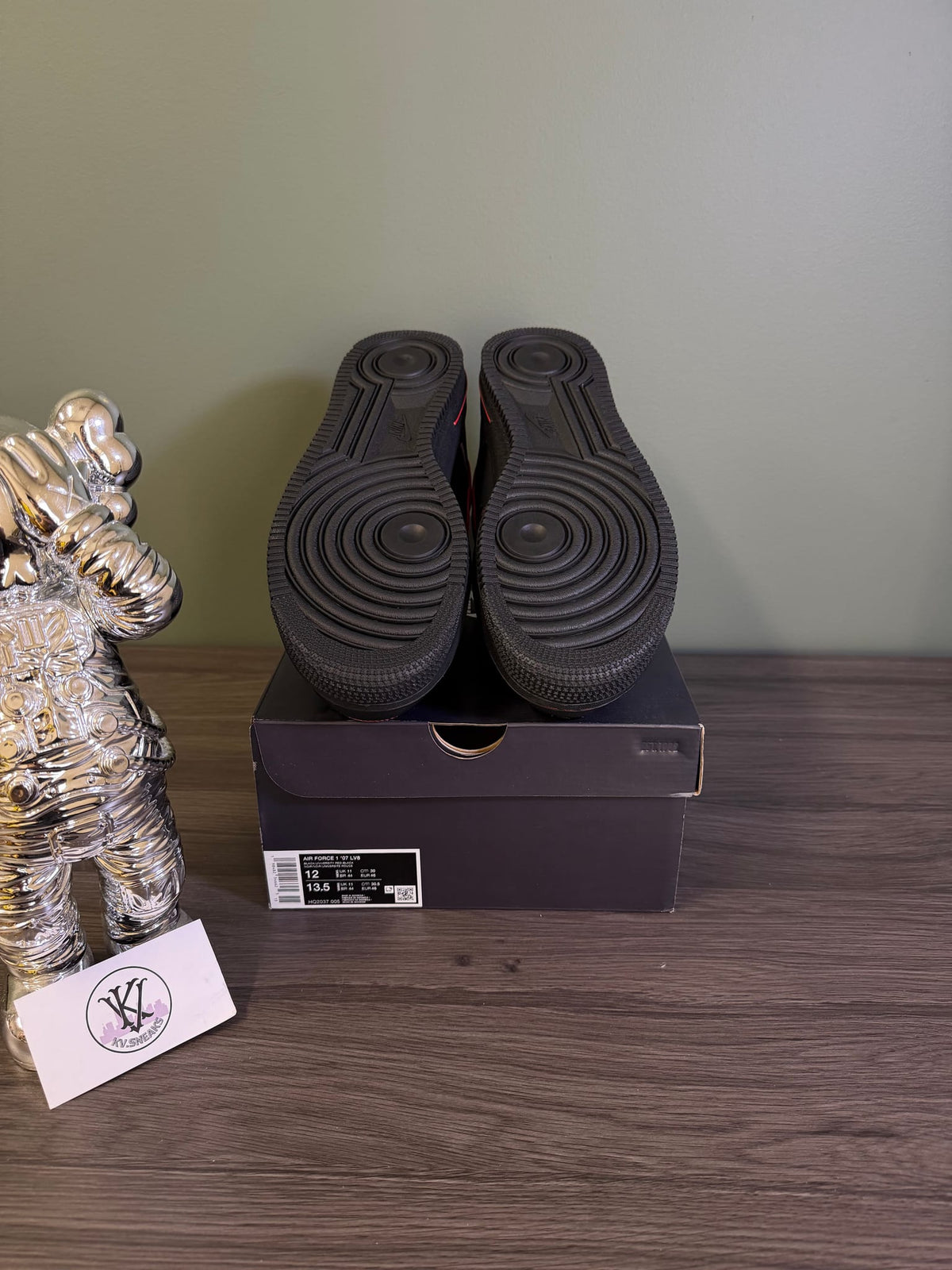 Nike Air Force 1 Low '07 LV8 Bred